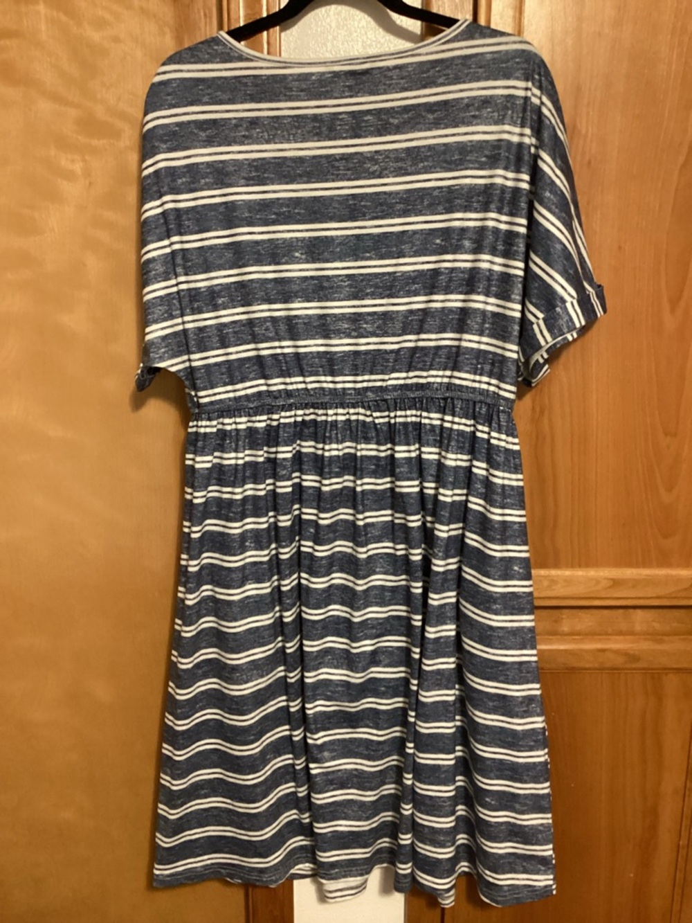 BloomChic Navy and White Striped V-Neck Midi Dress, size 12, EUC - Picture 7 of 12